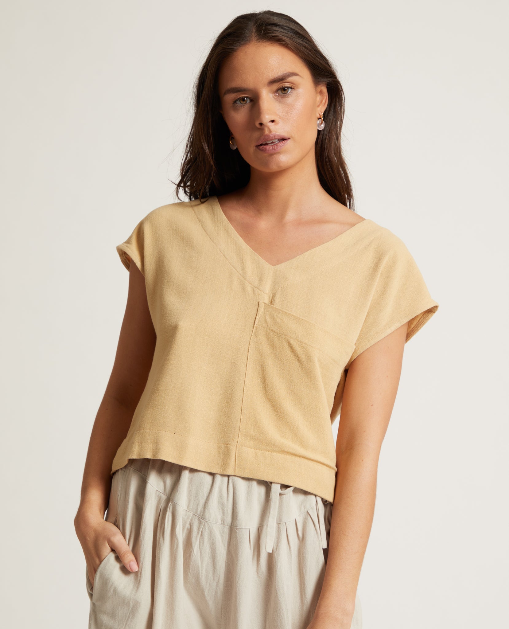 Fawn | Cropped Blouse with Square Pocket