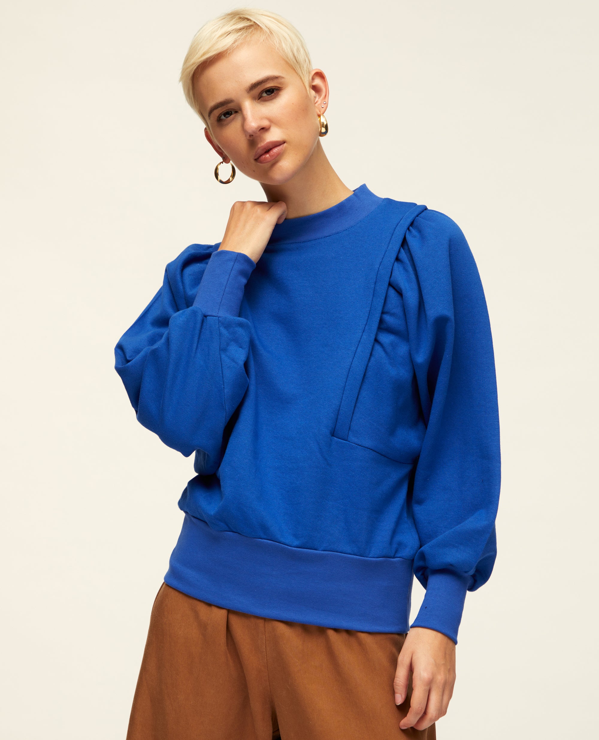 Yumi | Panelled Top